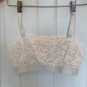 Victoria’s Secret lace bralette cream no tags